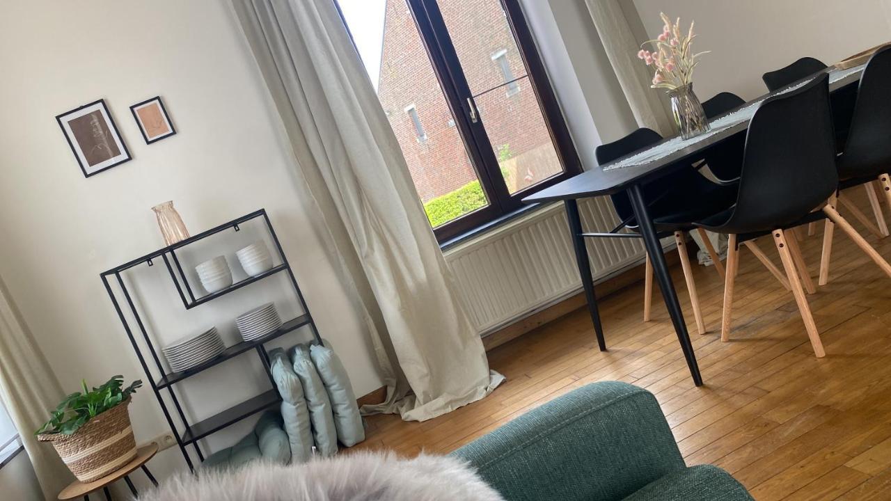 Vila Huis Louis Kortessem Exteriér fotografie